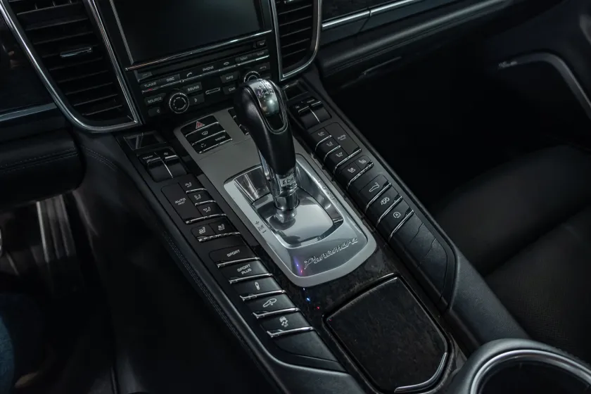 Porsche Panamera Turbo, Chrono, Burmester-14