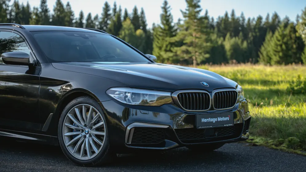 BMW M550d xDrive Touring, M-TECH-6
