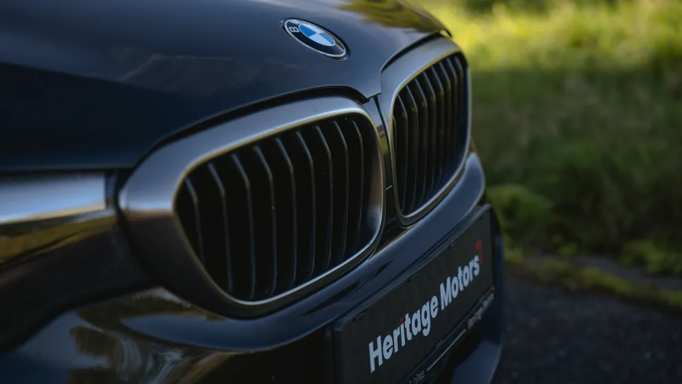 BMW M550d xDrive Touring, M-TECH-16