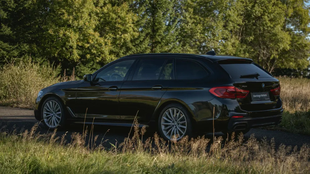 BMW M550d xDrive Touring, M-TECH-13