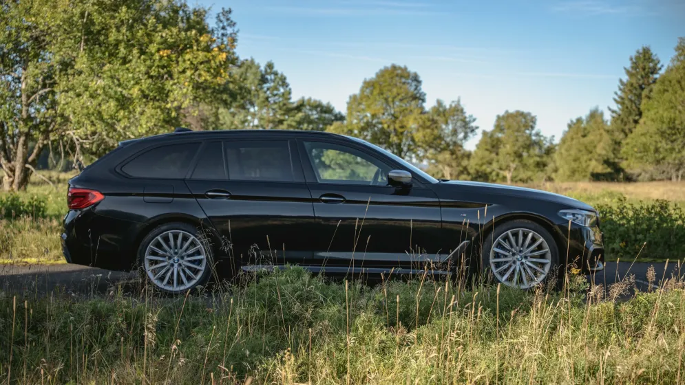 BMW M550d xDrive Touring, M-TECH-11