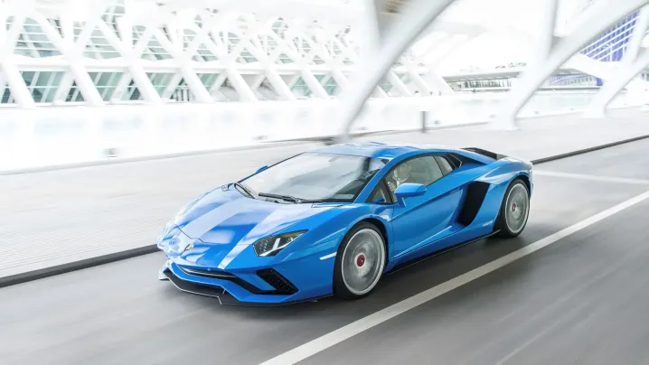 lamborghini-aventador.jpg
