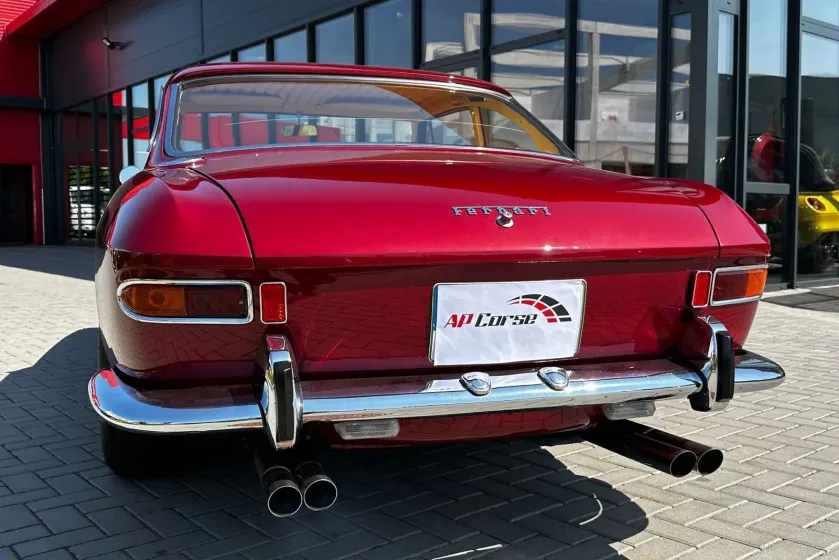 Ferrari 330 GT 2+2 series 2-7