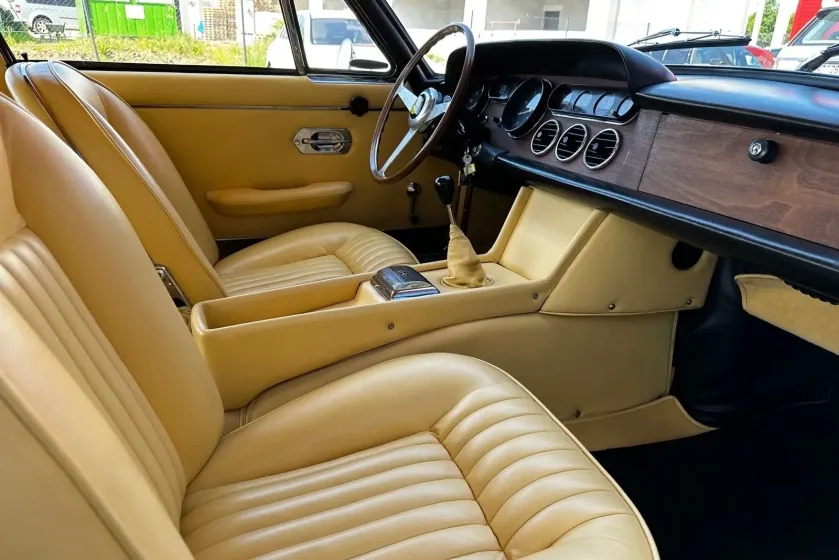 Ferrari 330 GT 2+2 series 2-10