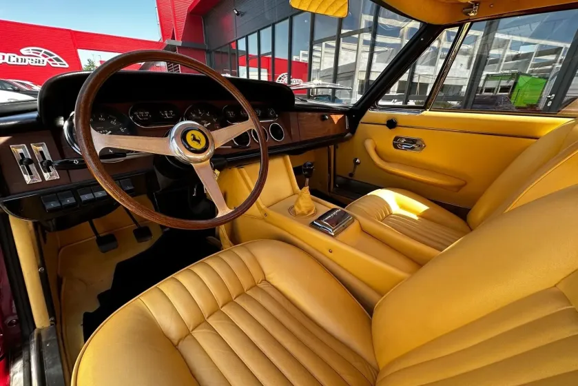 Ferrari 330 GT 2+2 series 2-8
