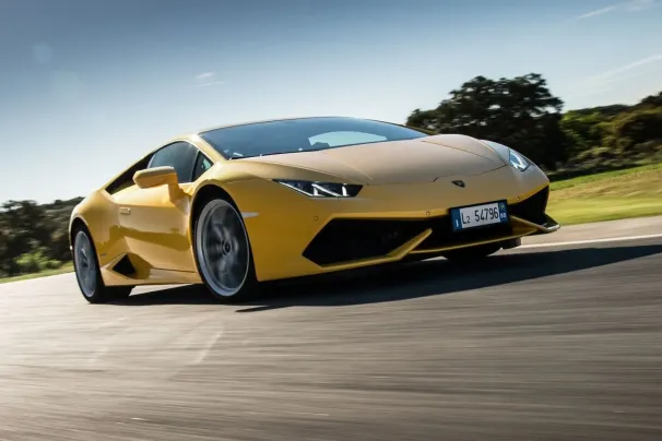 Lamborghini-Huracan-Coupe-1.jpg