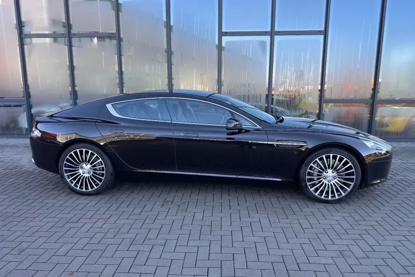 Aston Martin Rapide 6.0 V12 Touchtronic-7