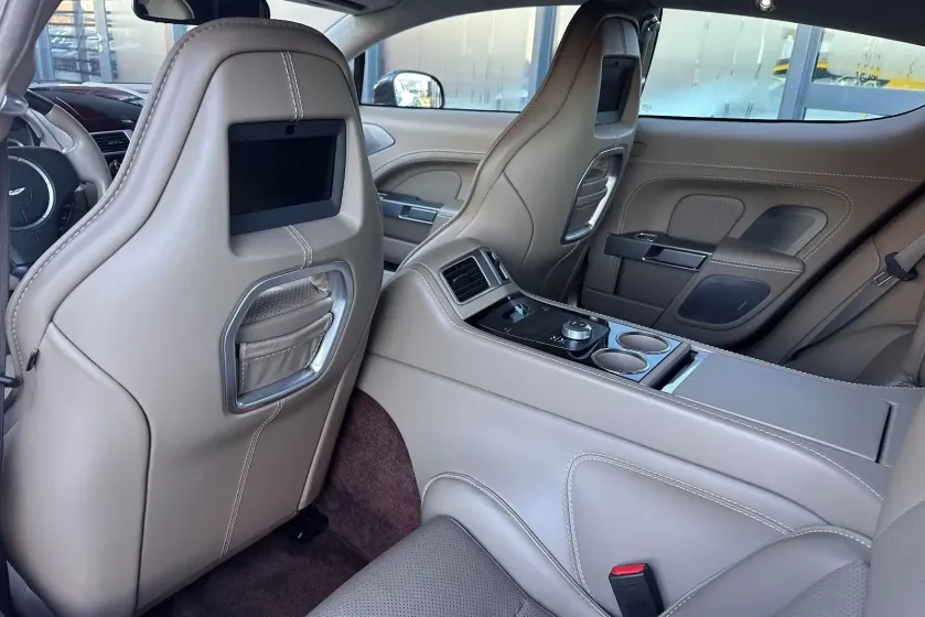 Aston Martin Rapide 6.0 V12 Touchtronic-15