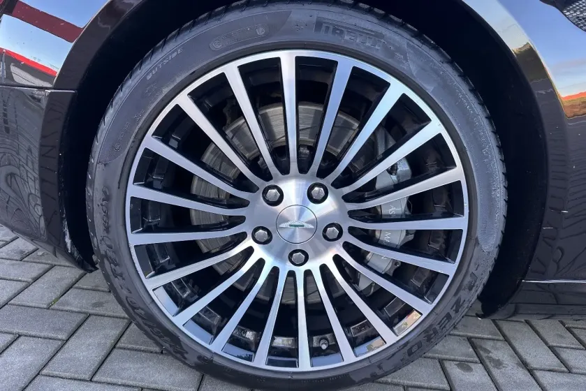 Aston Martin Rapide 6.0 V12 Touchtronic-8