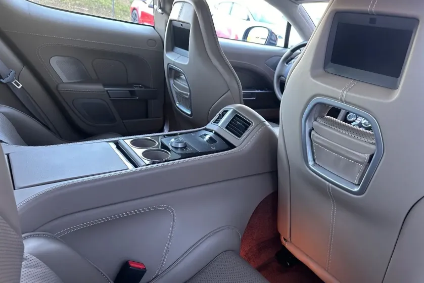 Aston Martin Rapide 6.0 V12 Touchtronic-16